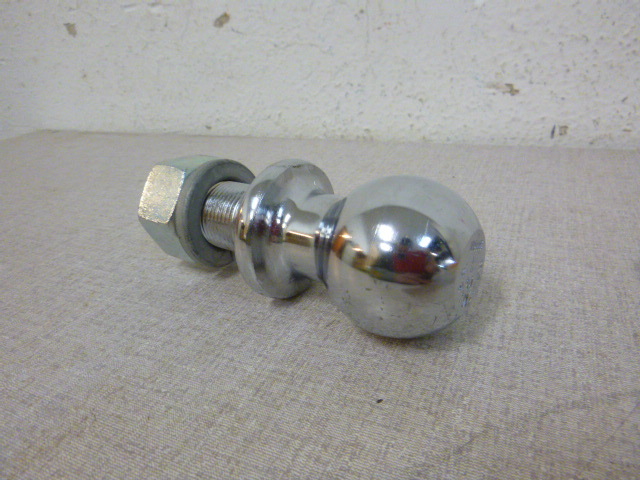 lot 35 image: 1 78 Ball