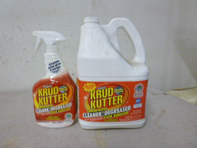 lot 104 image: Krud Kutter Concentrated CleanerDegreaser Stain Remover