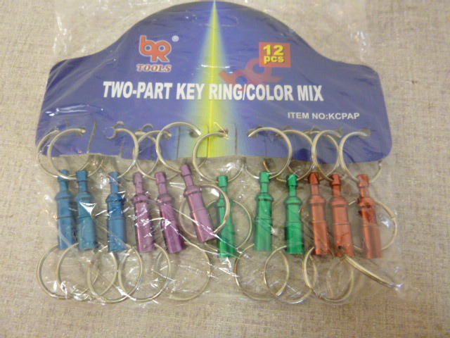 lot 106 image: 12 BR Tools 2 Part Key Rings