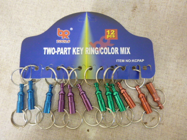 lot 107 image: 12 BR Tools 2 Part Key Rings