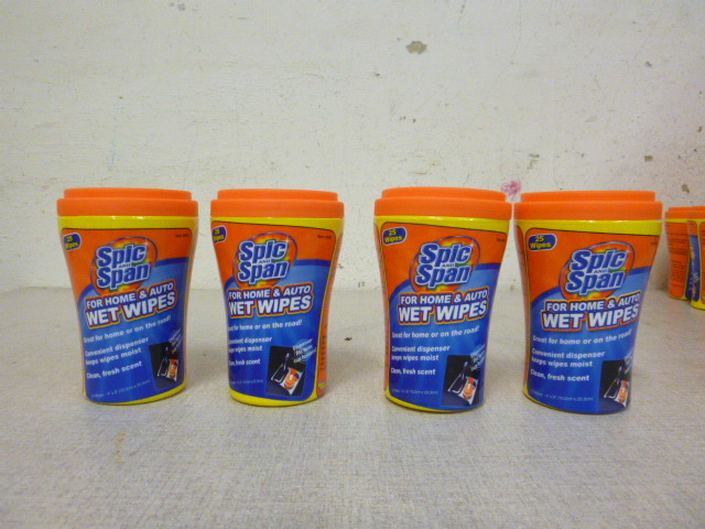 lot 121 image: 4 Tubs of Spic and Span Wet Wipes