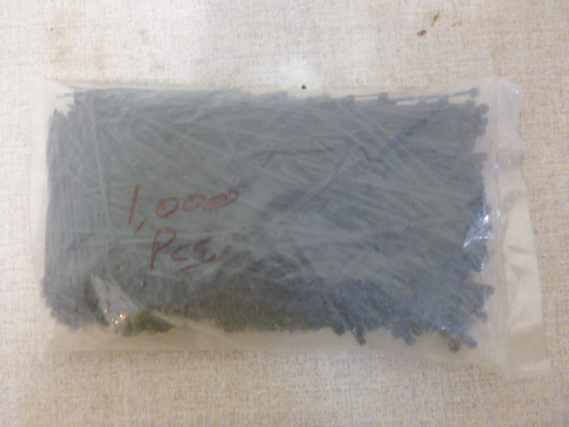 lot 180 image: 1,000 Cable Ties