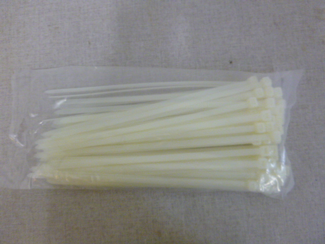 lot 187 image: 100 Cable Ties