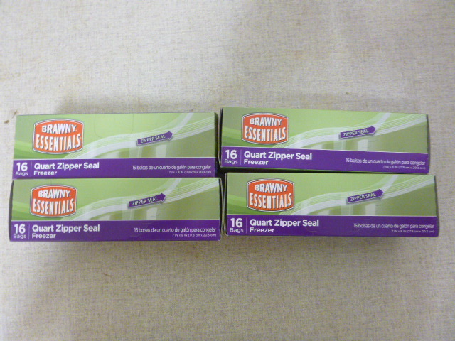 lot 224 image: 4 Boxes of Brawny Esstenial Quart Zipper Seal Freezer Bags