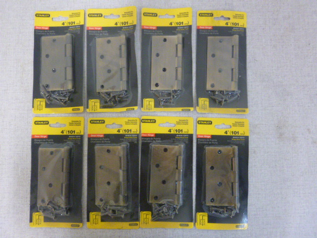 lot 242 image: 8 Stanley Door 4 Hinges