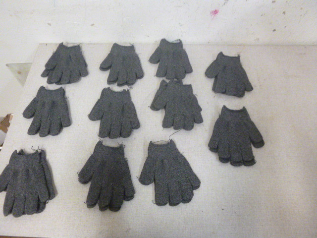 lot 246 image: 11 Pair of Gloves