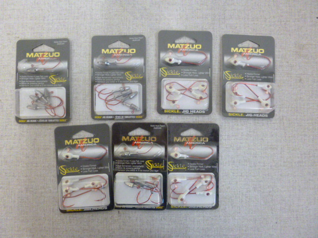 lot 304 image: 7 Packs of Matzuo Sickle Hooks