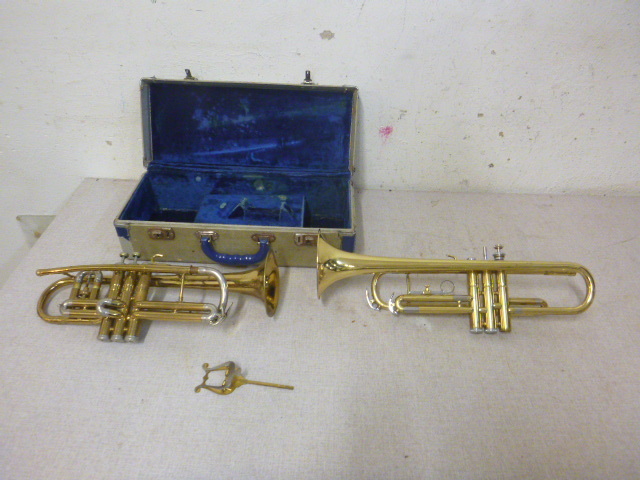 lot 326 image: 2 Trumpets