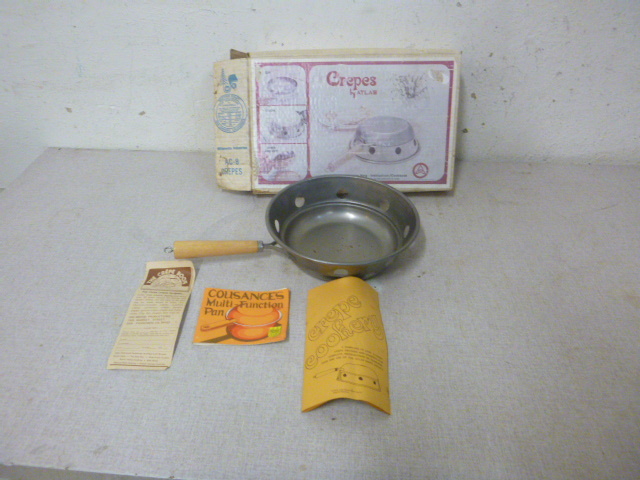 lot 333 image: Atlas Crepe Cooker