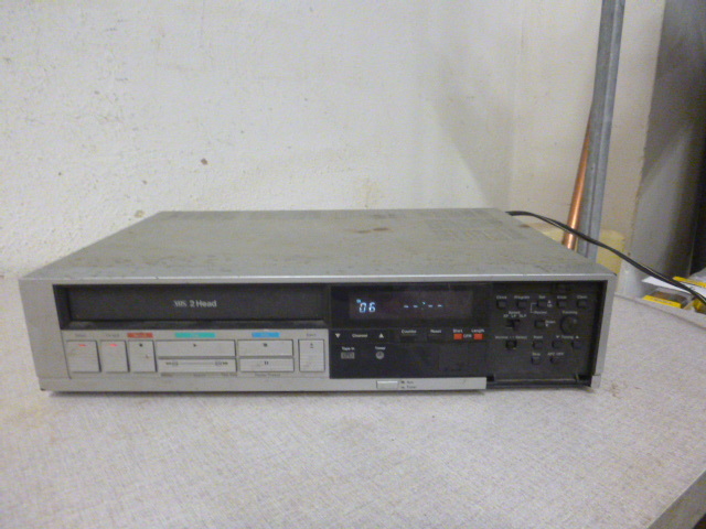 lot 349 image: VCR