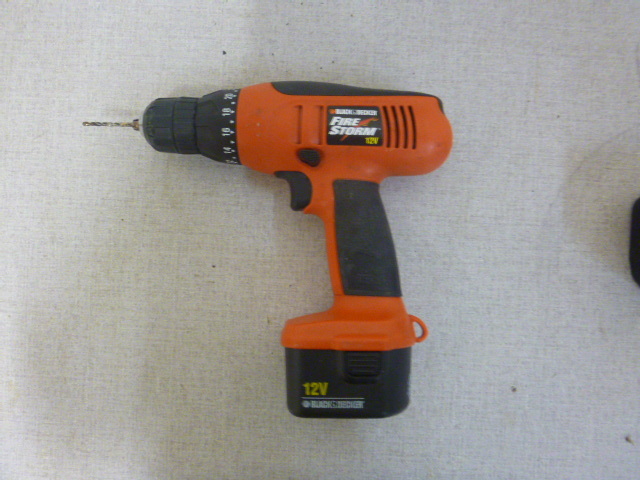 Black & Decker Fire Storm 12V Drill CD431