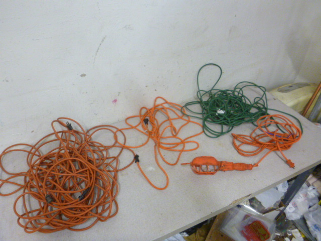 lot 373 image: 4 Extension Cords