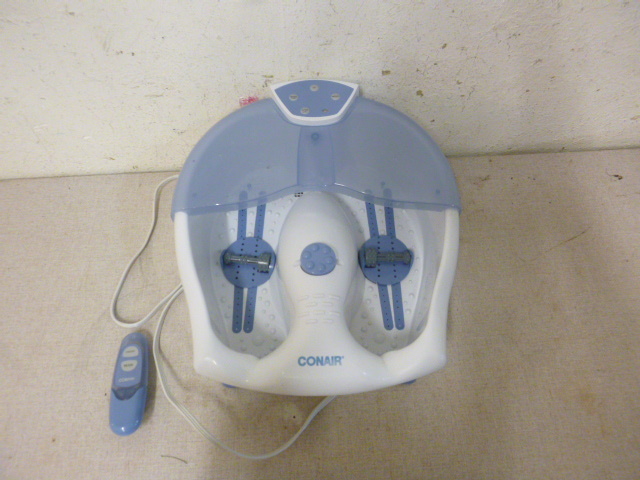 lot 384 image: Conair Foot Bath
