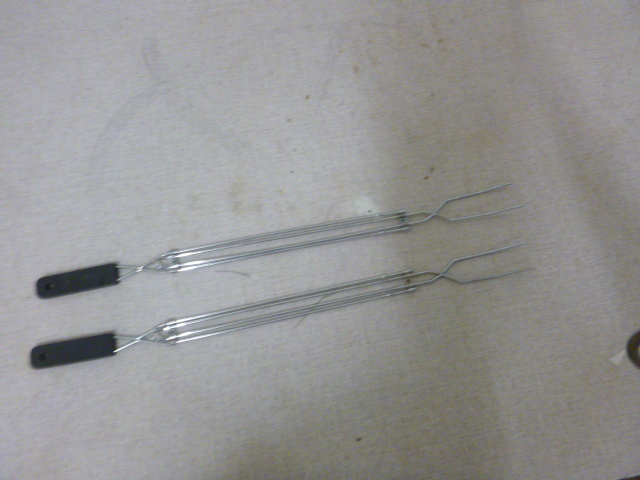 lot 387 image: 2 Campfire Forks