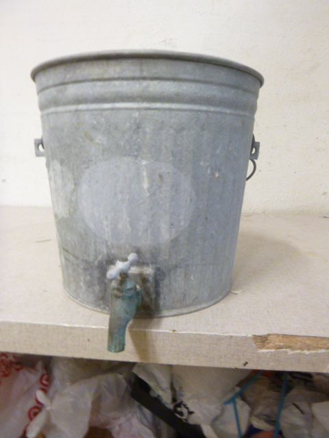 lot 388 image: Galvanized Pail