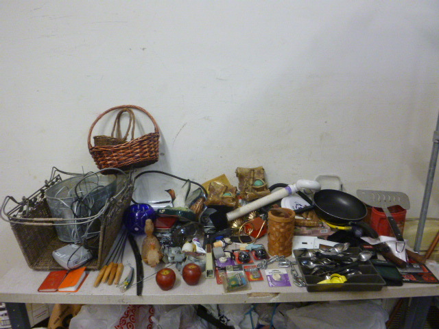 lot 392 image: Miscellaneous Items