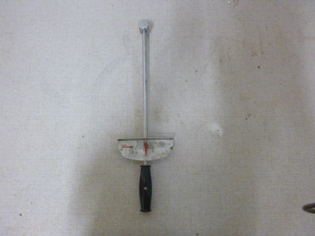 lot 406 image: Master Mechanic Torque