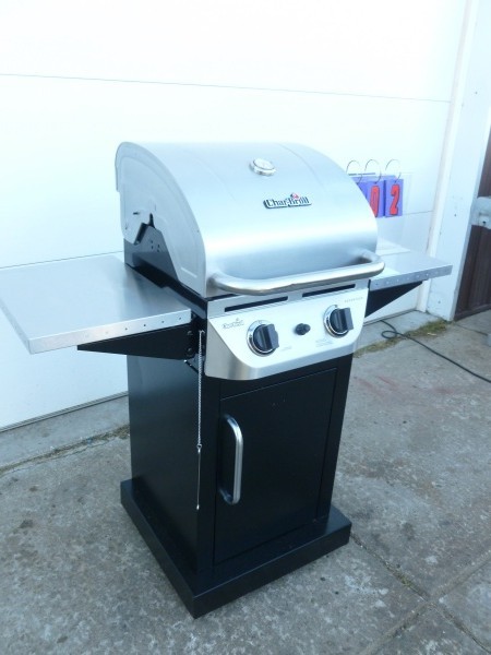 SnS Auctions # 230 Fall Grills & Outdoor
