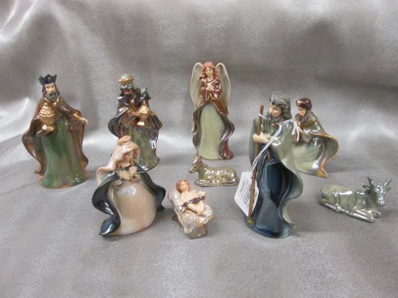 9 pc Ceramic Nativity Set 5 inch, p...