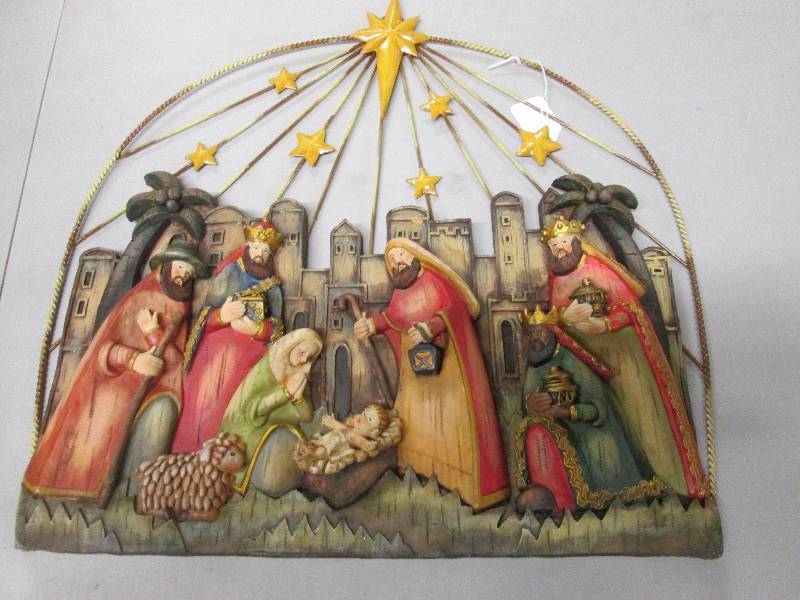 18 X16.5 H Nativity CeramicWire Wa...