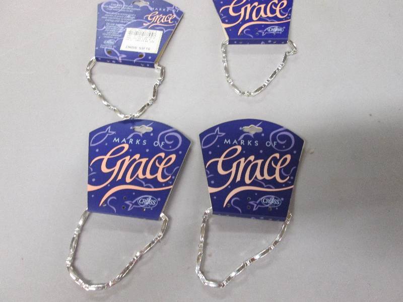 Lot of 4 Marks of Grace  Clasp Br...