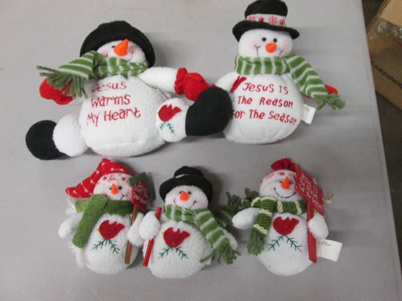 Lot of 5 Assorted Fabric Jesus In...