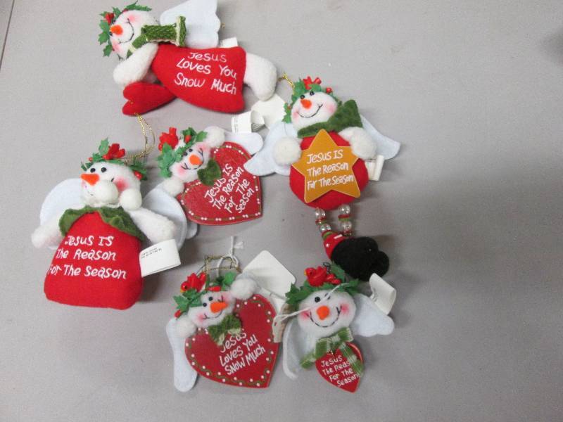 Lot of 6 Assorted Fabric Jesus In...