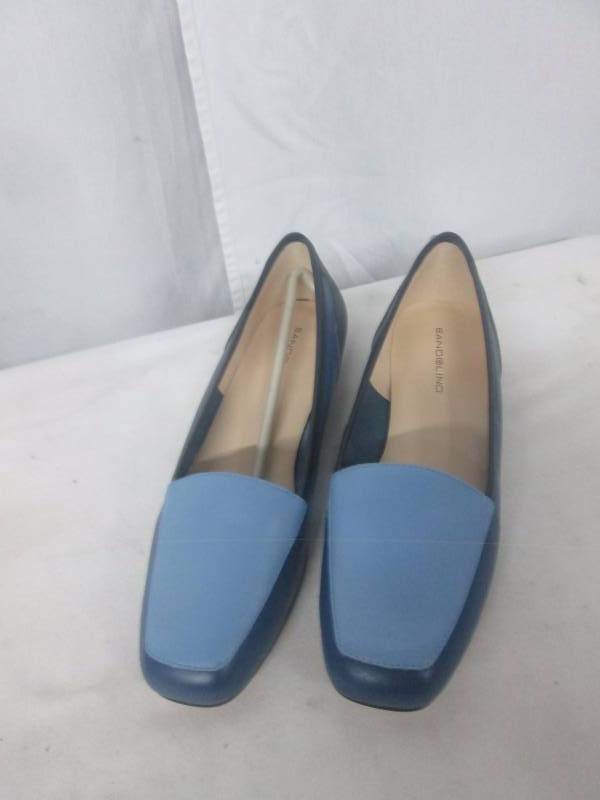 lot 49 image: Bandolino Womens Liberty Slip-On Flat