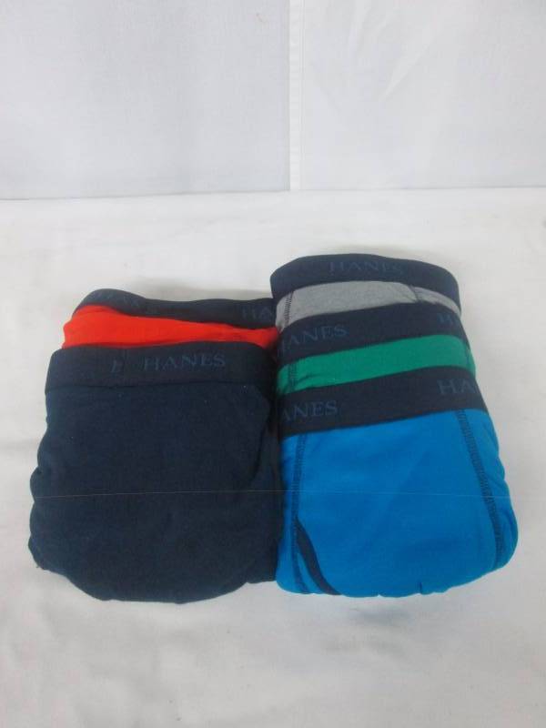 lot 64 image: Hanes Mens Ringer Boxer Briefs 5-pk.