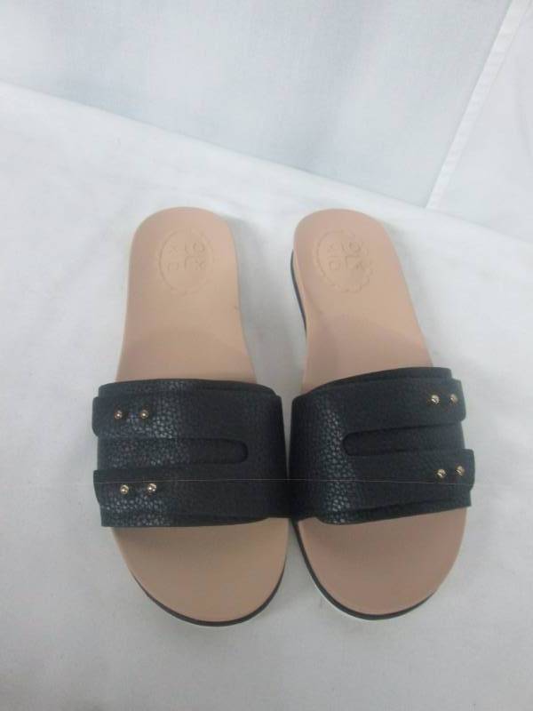 lot 47 image: XOXO Womens Lennox Flat Sandal