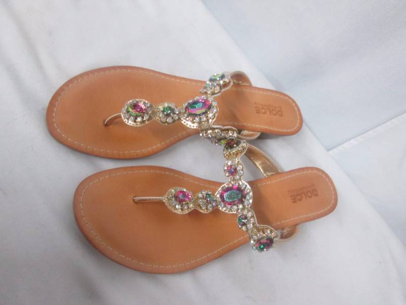 lot 34 image: Dolce Womens Fairytale Thong Sandal