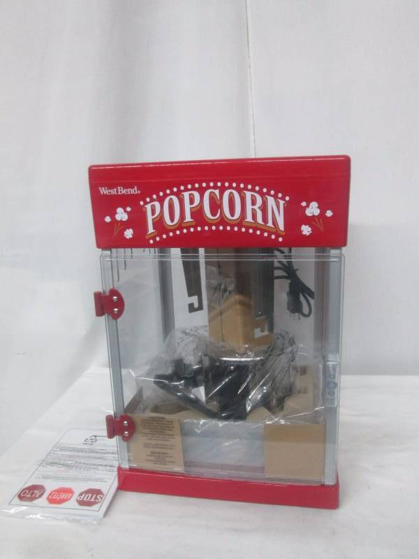 lot 7 image: West Bend 24 Cup Popcorn Machine