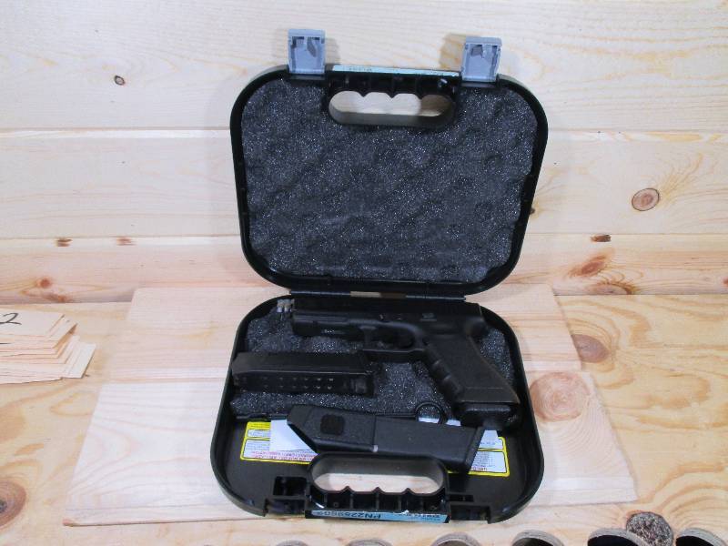 Glock 22C Gen3 Semi-auto Pistol - Compensated