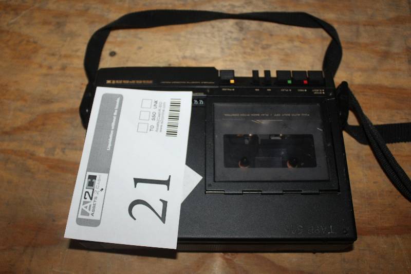 lot 21 image: Marantz Portable Cassette Recorder