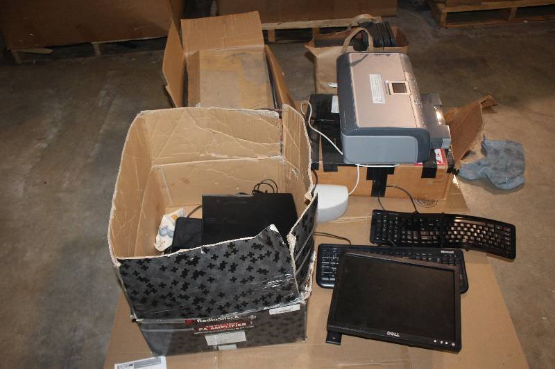 lot 72 image: Pallet Lot of Electronics Including  Keyboard, Monitor, Speakers, Printer, And More