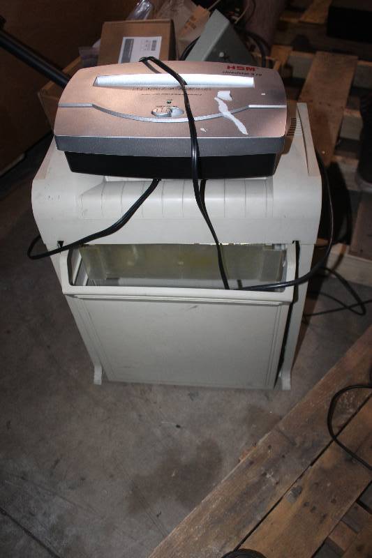 lot 164 image: Lot of (2) Paper Shredders Including HSM Shredstar S10, Fellows Powershred PS75