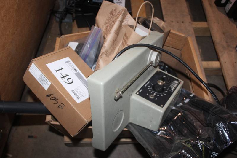 lot 149 image: Box Lot of Electronics Including Fisher-Johns Melting Point Apparatus, Minolta SRT201 SLR Camera, Star TSP100 futurePrnt Printer, And More