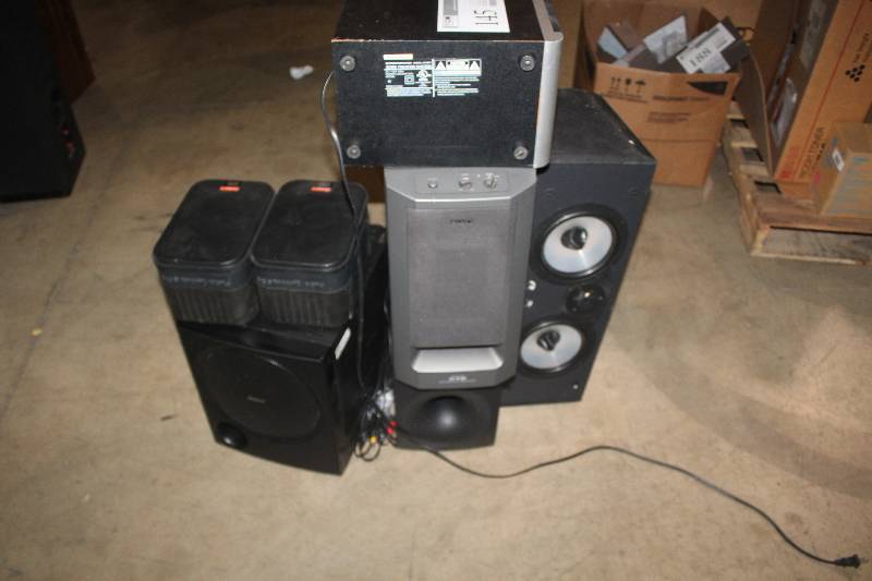 lot 145 image: Lot of (11) BookshelfComputer Speakers Including JBL, Durabrand, Paradigm CC-370, Dell