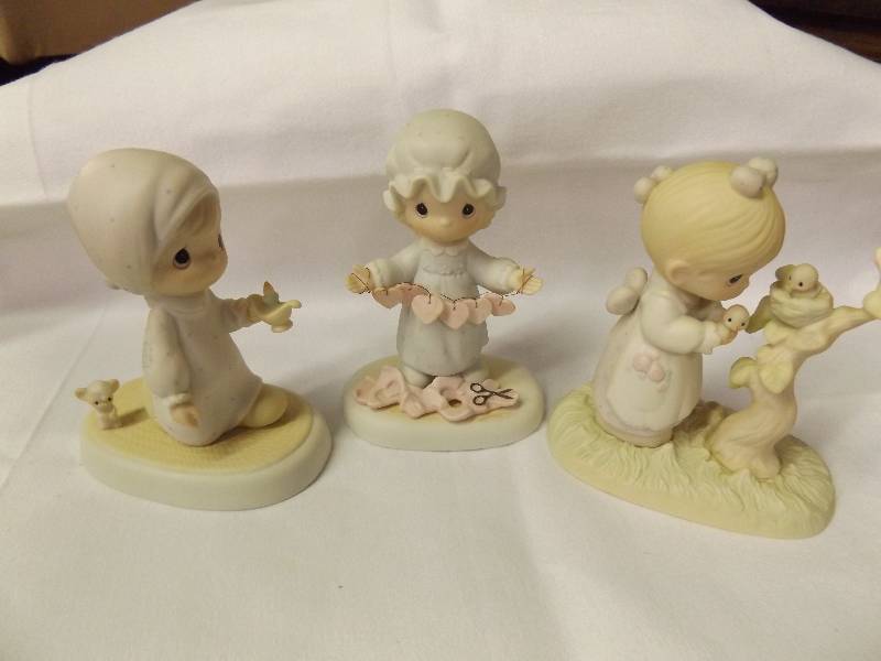 Precious Moments Figurines