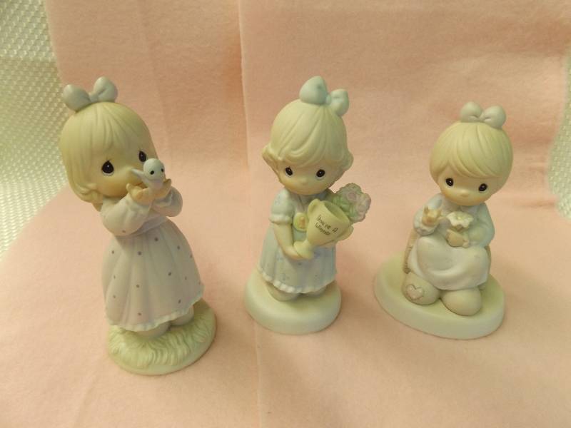Precious Moments Figurines