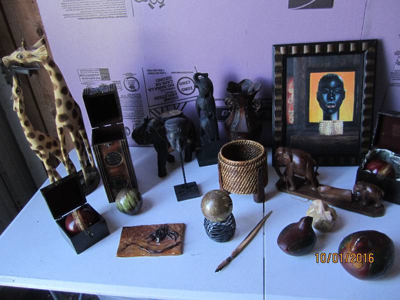 Large lot of carved wood and other ...