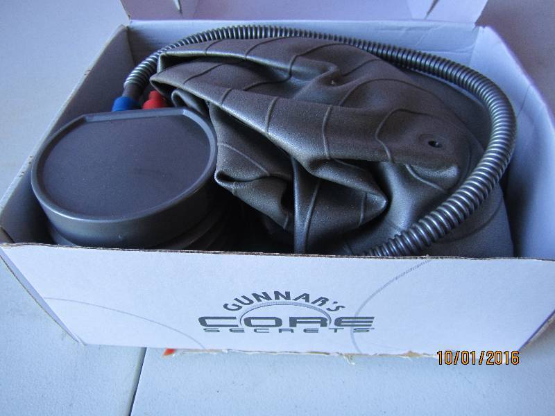 Core exercize ball, looks new...