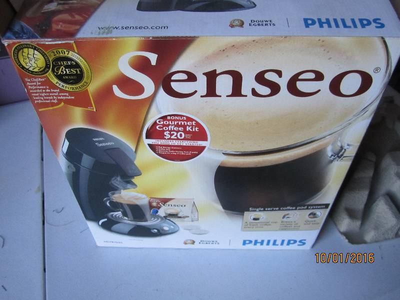 Senseo coffee machine, looks brand ...