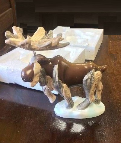Bobblehead Moose