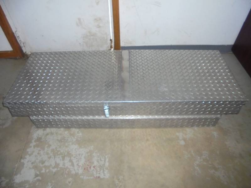 Diamond Plated Truck Tool Box, 60x21, no key