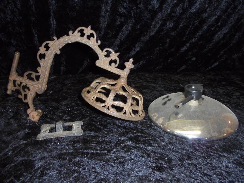 Antique Metal Wall Sconce
