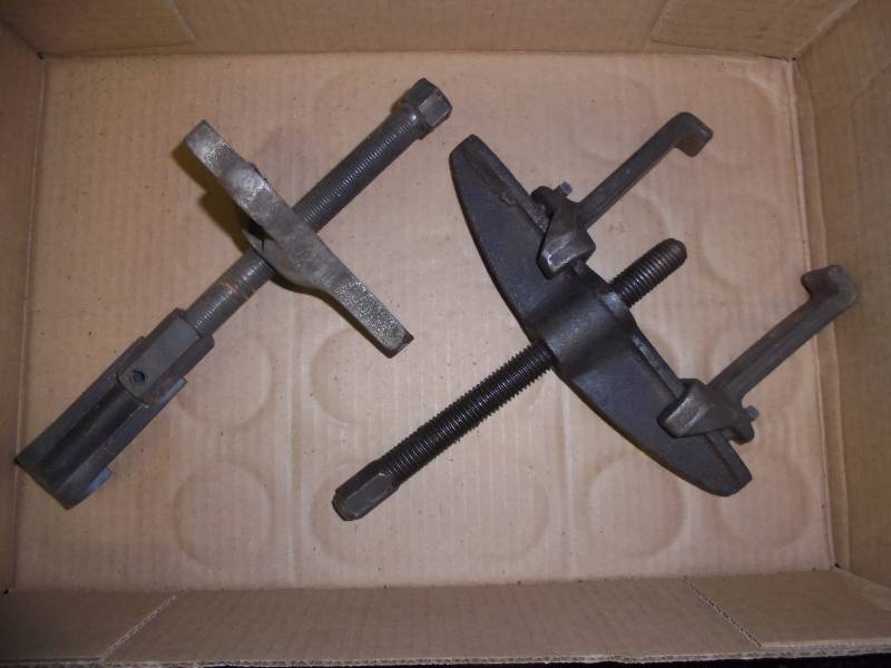 Lot - Heavy Duty Puller