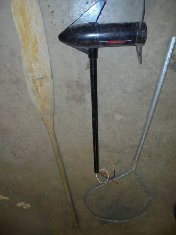 Minnekota Turbo Trolling Motor Lower Unit, Net & Paddle