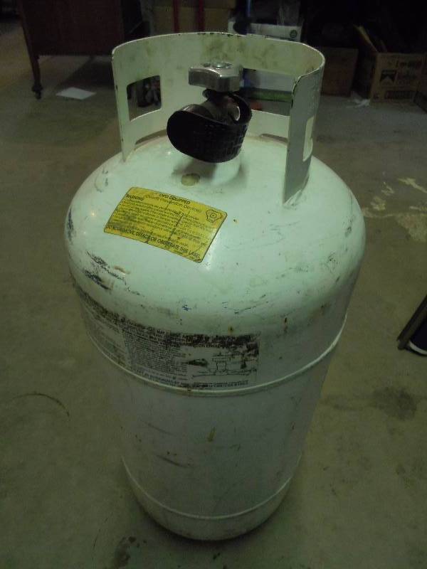 30gal Propane Tank (Partial full)