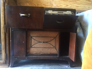lot 3 image: RCA Vintage Radio Cabinet.  Powers up, but no sound